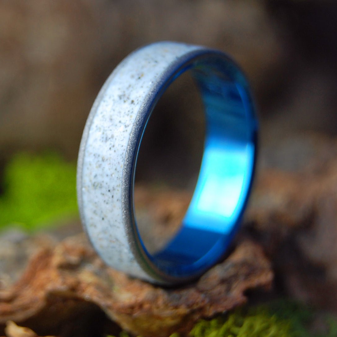 White Clouds in Costa Rica | Men's Manuel Antonio Costa Rica Beach Sand & Titanium Wedding Ring - Minter and Richter Designs