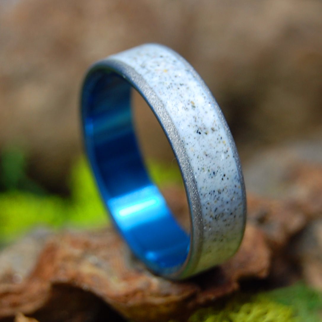 White Clouds in Costa Rica | Men's Manuel Antonio Costa Rica Beach Sand & Titanium Wedding Ring - Minter and Richter Designs